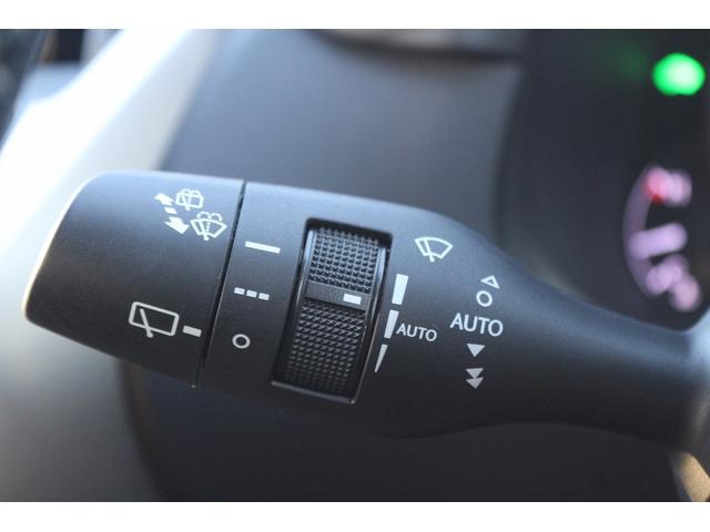 LEXUS NX NX300H VERSION L