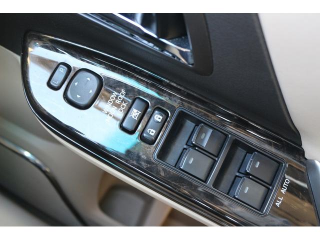 ヴェルファイアハイブリッド V Lエディション ベージュ革シート 前後サンルーフ 後席モニター 純正ナビ フルセグTV バックカメラ オートクルーズコントロール クリアランスソナー 両側電動スライドドア 電動Rゲート 後席オットマン パワーシート(53枚目)