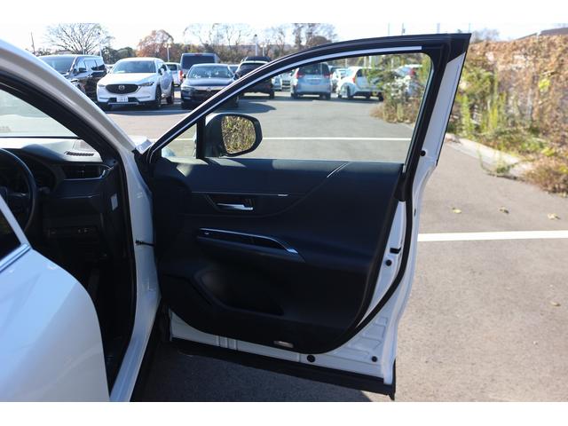 ハリアーハイブリッド Ｇ　禁煙車　モデリスタエアロ　ワンオーナ　純正１２．３型ナビ　フルセグＴＶ　バックカメラ　レーダークルーズコントロール　衝突軽減ブレーキ　クリアランスソナー　ＬＥＤヘッドライト　パワ－シ－ト　電動Ｒゲート（30枚目）