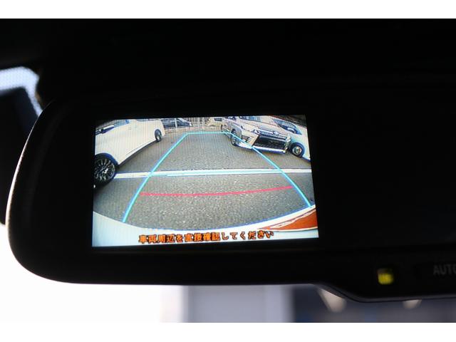 ハイエースバン 　禁煙車　ワンオーナー　純正ナビ　フルセグ　バックカメラ　ハーフレザー　衝突軽減ブレーキ　ＬＥＤヘッドライト　ＥＴＣ　スマートキー　Ｂｌｕｅｔｏｏｔｈ接続　電動格納式ドアミラー　純正１５インチアルミ（4枚目）