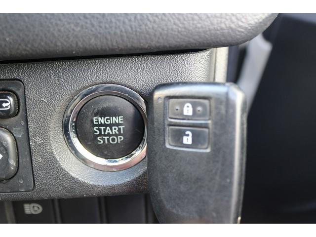 ハイエースバン 　禁煙車　ワンオーナー　純正ナビ　フルセグ　バックカメラ　ハーフレザー　衝突軽減ブレーキ　ＬＥＤヘッドライト　ＥＴＣ　スマートキー　Ｂｌｕｅｔｏｏｔｈ接続　電動格納式ドアミラー　純正１５インチアルミ（6枚目）