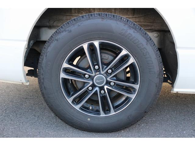 ハイエースバン 　禁煙車　ワンオーナー　純正ナビ　フルセグ　バックカメラ　ハーフレザー　衝突軽減ブレーキ　ＬＥＤヘッドライト　ＥＴＣ　スマートキー　Ｂｌｕｅｔｏｏｔｈ接続　電動格納式ドアミラー　純正１５インチアルミ（32枚目）