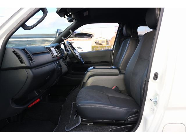 ハイエースバン 　禁煙車　ワンオーナー　純正ナビ　フルセグ　バックカメラ　ハーフレザー　衝突軽減ブレーキ　ＬＥＤヘッドライト　ＥＴＣ　スマートキー　Ｂｌｕｅｔｏｏｔｈ接続　電動格納式ドアミラー　純正１５インチアルミ（49枚目）