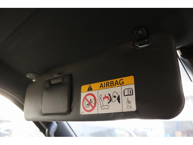 ハイエースバン 　禁煙車　ワンオーナー　純正ナビ　フルセグ　バックカメラ　ハーフレザー　衝突軽減ブレーキ　ＬＥＤヘッドライト　ＥＴＣ　スマートキー　Ｂｌｕｅｔｏｏｔｈ接続　電動格納式ドアミラー　純正１５インチアルミ（68枚目）