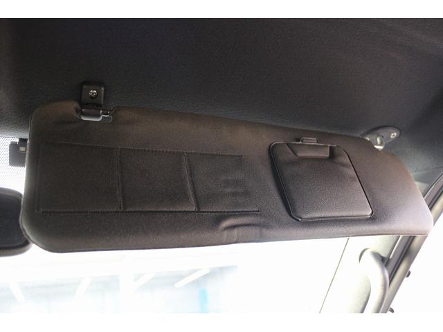 ハイエースバン 　禁煙車　ワンオーナー　純正ナビ　フルセグ　バックカメラ　ハーフレザー　衝突軽減ブレーキ　ＬＥＤヘッドライト　ＥＴＣ　スマートキー　Ｂｌｕｅｔｏｏｔｈ接続　電動格納式ドアミラー　純正１５インチアルミ（69枚目）