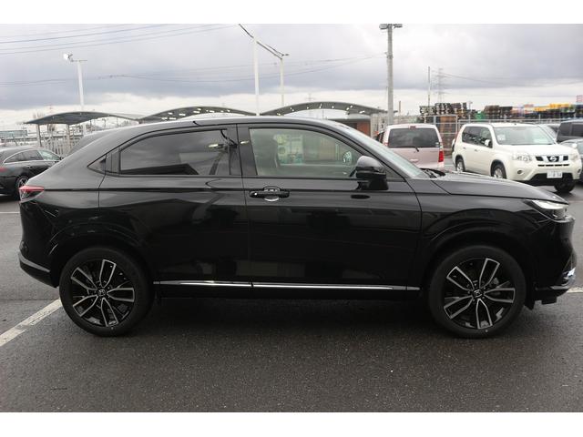 ヴェゼル ｅ：ＨＥＶ　Ｚ　禁煙車　純正９型ナビ　フルセグ　バックカメラ　電動Ｒゲート　アダプティブクルーズコントロール　ステアリングヒーター　ＥＴＣ２．０　ＬＥＤヘッドライト　ブラインドスポットモニター　クリアランスソナー（10枚目）