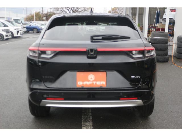 ヴェゼル ｅ：ＨＥＶ　Ｚ　禁煙車　純正９型ナビ　フルセグ　バックカメラ　電動Ｒゲート　アダプティブクルーズコントロール　ステアリングヒーター　ＥＴＣ２．０　ＬＥＤヘッドライト　ブラインドスポットモニター　クリアランスソナー（12枚目）