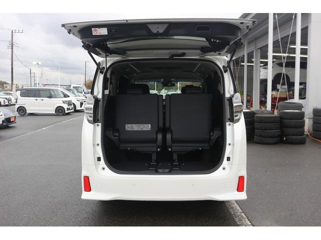 ヴェルファイア ３．５Ｚ　Ｇ　禁煙車　３眼ＬＥＤヘッドライト　後席モニター　純正９型ナビ　フルセグＴＶ　バックカメラ　レーダークルーズコントロール　両側電動スライドドア　衝突軽減ブレーキ　温冷シート　ＬＥＤヘッドライト（29枚目）