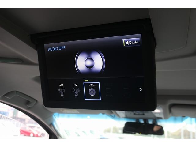 アルファードハイブリッド ＳＲ　禁煙車　サンルーフ　後席モニター　ＪＢＬ９型ナビ　フルセグＴＶ　バックカメラ　両側電動スライドドア　電動リアゲート　パワーシート　ハーフレザーシート　ＬＥＤヘッドライト　クリアランスソナー　ＥＴＣ（4枚目）