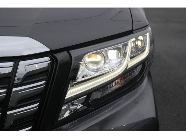 アルファードハイブリッド ＳＲ　禁煙車　サンルーフ　後席モニター　ＪＢＬ９型ナビ　フルセグＴＶ　バックカメラ　両側電動スライドドア　電動リアゲート　パワーシート　ハーフレザーシート　ＬＥＤヘッドライト　クリアランスソナー　ＥＴＣ（17枚目）