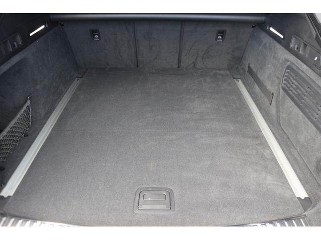 Ａ６アバント ４０ＴＤＩクワトロ　スポーツ　Ｓラインパッケージ　禁煙車　サンルーフ　黒革シート　バーチャルコックピット　純正１０．１型ディスプレイオーディオナビ　フルセグＴＶ　全周囲カメラ　電動リアゲート　レーザークルーズコントロール　シートヒーター　ＥＴＣ（31枚目）