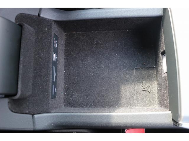 Ａ６アバント ４０ＴＤＩクワトロ　スポーツ　Ｓラインパッケージ　禁煙車　サンルーフ　黒革シート　バーチャルコックピット　純正１０．１型ディスプレイオーディオナビ　フルセグＴＶ　全周囲カメラ　電動リアゲート　レーザークルーズコントロール　シートヒーター　ＥＴＣ（66枚目）