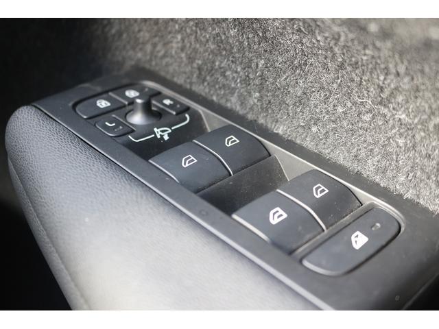 ＸＣ４０ Ｂ４　ＡＷＤ　モメンタム　禁煙車　純正９型ディスプレイオーディオナビ　フルセグ　全周囲カメラ　アダプティブクルーズコントロール　電動Ｒゲート　ステアリングヒーター　シートヒーター　ＬＥＤヘッドライト　ＥＴＣ　キーレス（56枚目）