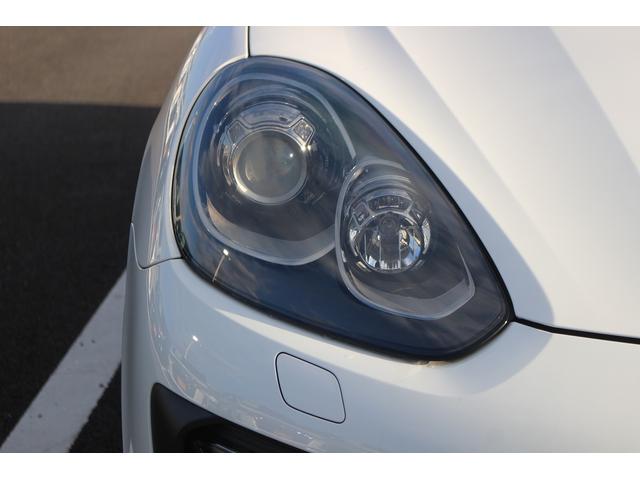 カイエン ＧＴＳ　禁煙車　サンルーフ　クロノエキゾースト　純正ナビ　フルセグ　バックカメラ　電動Ｒゲート　クルーズコントロール　ＬＥＤヘッドライト　ＥＴＣ　パワーシート　シートヒーター　クリアランスソナー　キーレス（19枚目）