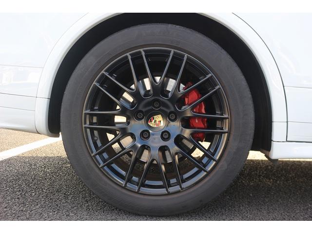 カイエン ＧＴＳ　禁煙車　サンルーフ　クロノエキゾースト　純正ナビ　フルセグ　バックカメラ　電動Ｒゲート　クルーズコントロール　ＬＥＤヘッドライト　ＥＴＣ　パワーシート　シートヒーター　クリアランスソナー　キーレス（25枚目）