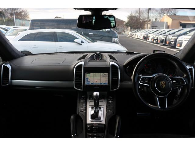 カイエン ＧＴＳ　禁煙車　サンルーフ　クロノエキゾースト　純正ナビ　フルセグ　バックカメラ　電動Ｒゲート　クルーズコントロール　ＬＥＤヘッドライト　ＥＴＣ　パワーシート　シートヒーター　クリアランスソナー　キーレス（45枚目）