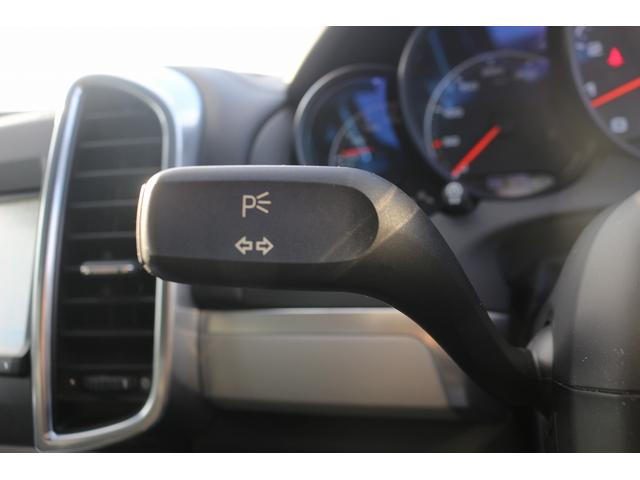 カイエン ＧＴＳ　禁煙車　サンルーフ　クロノエキゾースト　純正ナビ　フルセグ　バックカメラ　電動Ｒゲート　クルーズコントロール　ＬＥＤヘッドライト　ＥＴＣ　パワーシート　シートヒーター　クリアランスソナー　キーレス（50枚目）