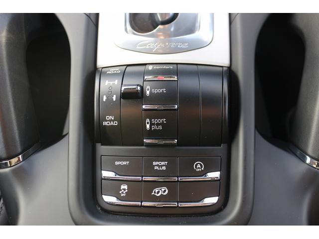 カイエン ＧＴＳ　禁煙車　サンルーフ　クロノエキゾースト　純正ナビ　フルセグ　バックカメラ　電動Ｒゲート　クルーズコントロール　ＬＥＤヘッドライト　ＥＴＣ　パワーシート　シートヒーター　クリアランスソナー　キーレス（61枚目）