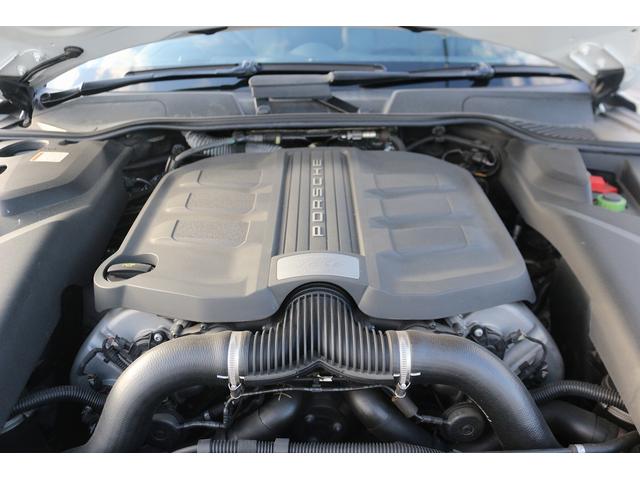 カイエン ＧＴＳ　禁煙車　サンルーフ　クロノエキゾースト　純正ナビ　フルセグ　バックカメラ　電動Ｒゲート　クルーズコントロール　ＬＥＤヘッドライト　ＥＴＣ　パワーシート　シートヒーター　クリアランスソナー　キーレス（69枚目）