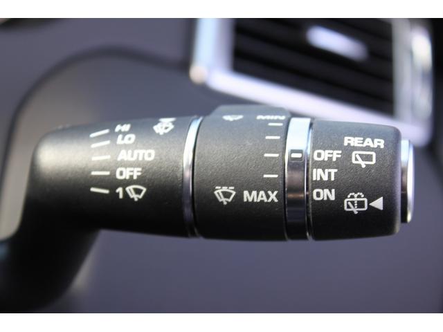 ディスカバリースポーツ ７プラススペシャルエディション　禁煙車　純正ナビ　フルセグＴＶ　全周囲カメラ　電動リアゲート　レーンキープアシスト　メリディアンサウンド　シートヒータ　黒革シート　ＥＴＣ　ブラインドスポットモニター　クルーズコントロール（50枚目）