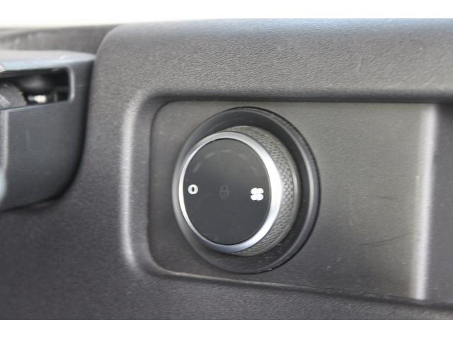 ディスカバリースポーツ ７プラススペシャルエディション　禁煙車　純正ナビ　フルセグＴＶ　全周囲カメラ　電動リアゲート　レーンキープアシスト　メリディアンサウンド　シートヒータ　黒革シート　ＥＴＣ　ブラインドスポットモニター　クルーズコントロール（62枚目）