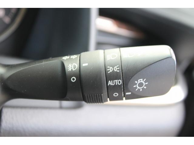 ヴェルファイア ２．５Ｖ　禁煙車　ワンオーナー　ＪＢＬサウンド　純正９型ナビ　フルセグ　全周囲カメラ　後席モニター　白革シート　両側電動　衝突軽減　レーダークルーズ　ＬＥＤヘッドライト　ＥＴＣ２．０　電動格納ミラー　キーレス（56枚目）