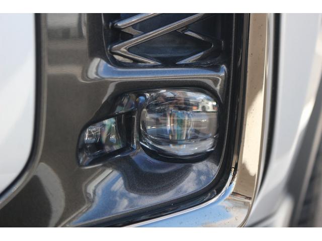 ＵＸ ＵＸ２５０ｈ　Ｆスポーツ　禁煙車　サンルーフ　マークレビンソンサウンド　白革　ヘッドアップディスプレイ　純正１２．３型ナビ　全周囲カメラ　電動リアゲート　アダプティブクルーズコントロール　シートヒーター　ＥＴＣ２．０　ＢＴ接続（13枚目）