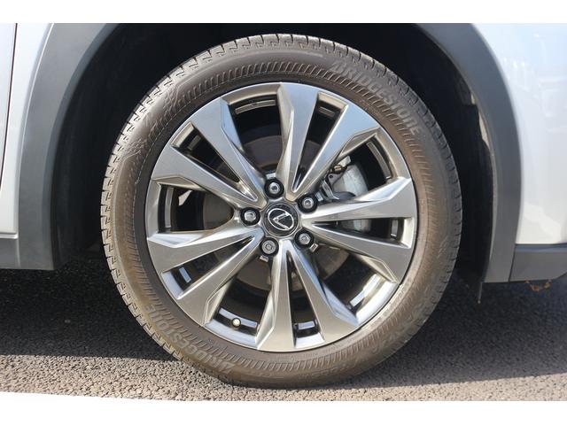 ＵＸ ＵＸ２５０ｈ　Ｆスポーツ　禁煙車　サンルーフ　マークレビンソンサウンド　白革　ヘッドアップディスプレイ　純正１２．３型ナビ　全周囲カメラ　電動リアゲート　アダプティブクルーズコントロール　シートヒーター　ＥＴＣ２．０　ＢＴ接続（21枚目）