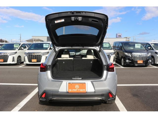 ＵＸ ＵＸ２５０ｈ　Ｆスポーツ　禁煙車　サンルーフ　マークレビンソンサウンド　白革　ヘッドアップディスプレイ　純正１２．３型ナビ　全周囲カメラ　電動リアゲート　アダプティブクルーズコントロール　シートヒーター　ＥＴＣ２．０　ＢＴ接続（29枚目）