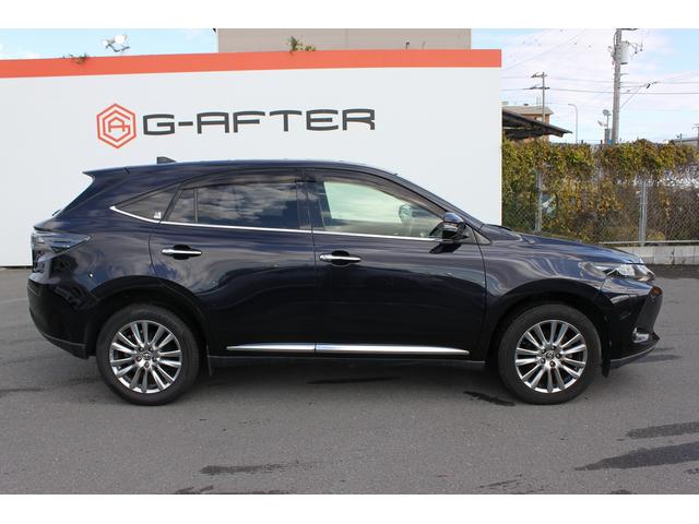 ハリアー プレミアム　禁煙車　ハーフレザーシート　アルパイン１０型ナビ　　フルセグ　バックカメラ　レーダークルーズ　衝突軽減　パワーシート　ＬＥＤヘッドライト　オートライト　オートハイビーム　フォグランプ　キーレス（15枚目）