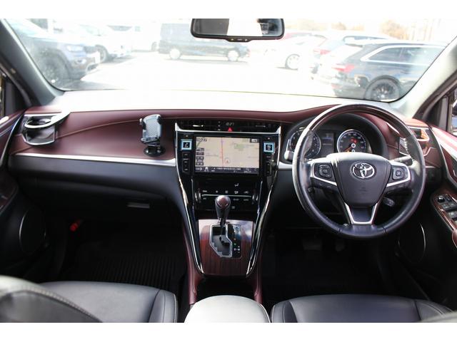 ハリアー プレミアム　禁煙車　ハーフレザーシート　アルパイン１０型ナビ　　フルセグ　バックカメラ　レーダークルーズ　衝突軽減　パワーシート　ＬＥＤヘッドライト　オートライト　オートハイビーム　フォグランプ　キーレス（43枚目）