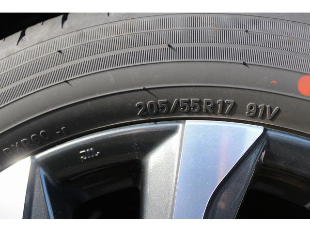 ヴォクシー ハイブリッドＳ－Ｚ　禁煙車　ハーフレザ＾－シート　純正１０．５型ナビ　フルセグＴＶ　バックカメラ　レーダークルーズコントロール　衝突軽減ブレーキ　両側電動スライドドア　ＬＥＤヘッドライト　クリアランスソナー（26枚目）