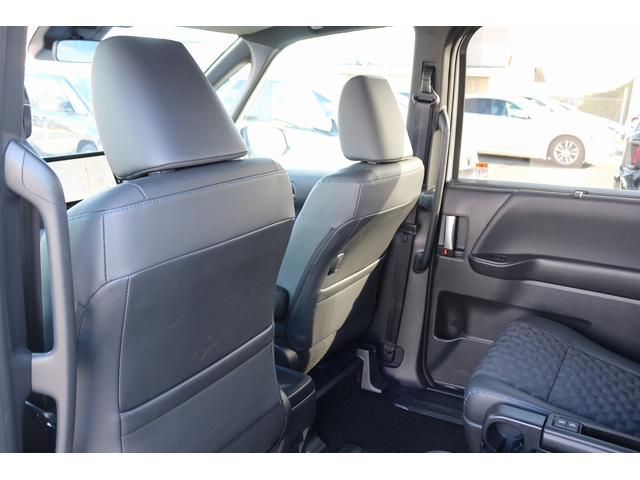 ヴォクシー ハイブリッドＳ－Ｚ　禁煙車　ハーフレザ＾－シート　純正１０．５型ナビ　フルセグＴＶ　バックカメラ　レーダークルーズコントロール　衝突軽減ブレーキ　両側電動スライドドア　ＬＥＤヘッドライト　クリアランスソナー（45枚目）