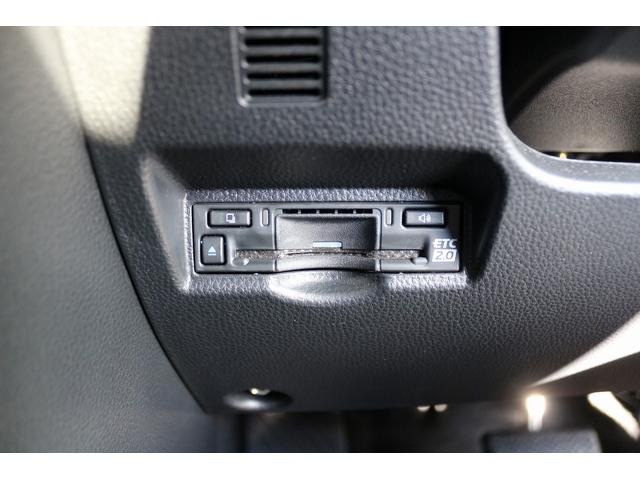 ヴォクシー ハイブリッドＳ－Ｚ　禁煙車　ハーフレザ＾－シート　純正１０．５型ナビ　フルセグＴＶ　バックカメラ　レーダークルーズコントロール　衝突軽減ブレーキ　両側電動スライドドア　ＬＥＤヘッドライト　クリアランスソナー（65枚目）