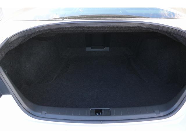 フーガ ３７０ＧＴ　禁煙車　ハーフレザーシート　純正８型ナビ　フルセグ　全周囲カメラ　クルコン　衝突軽減　パワーシート　ＬＥＤヘッドライト　クリアランスソナー　ＥＴＣ　電動格納ミラー　オートライト　キーレス　パワステ（16枚目）