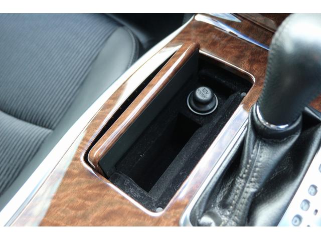 フーガ ３７０ＧＴ　禁煙車　ハーフレザーシート　純正８型ナビ　フルセグ　全周囲カメラ　クルコン　衝突軽減　パワーシート　ＬＥＤヘッドライト　クリアランスソナー　ＥＴＣ　電動格納ミラー　オートライト　キーレス　パワステ（64枚目）