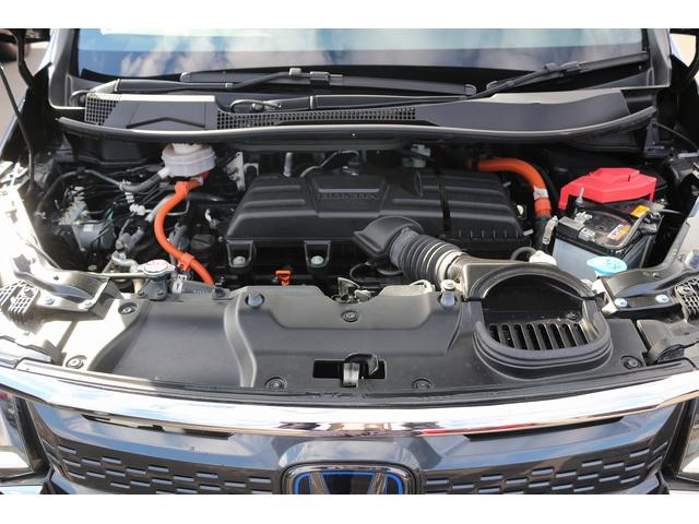 ステップワゴン ｅ：ＨＥＶスパーダ　禁煙車　７人乗り　純正１１．４型ナビ　後席モニター　フルセグＴＶ　バックカメラ　両側電動スライドドア　レーダークルーズコントロール　衝突軽減ブレーキ　ブラインドスポットモニター（29枚目）