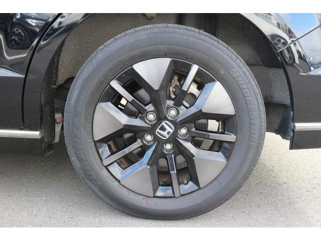 ステップワゴン ｅ：ＨＥＶスパーダ　禁煙車　７人乗り　純正１１．４型ナビ　後席モニター　フルセグＴＶ　バックカメラ　両側電動スライドドア　レーダークルーズコントロール　衝突軽減ブレーキ　ブラインドスポットモニター（32枚目）