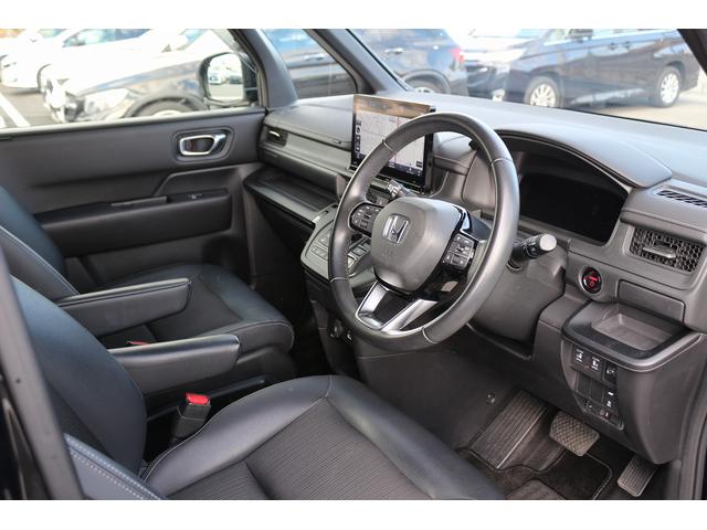 ステップワゴン ｅ：ＨＥＶスパーダ　禁煙車　７人乗り　純正１１．４型ナビ　後席モニター　フルセグＴＶ　バックカメラ　両側電動スライドドア　レーダークルーズコントロール　衝突軽減ブレーキ　ブラインドスポットモニター（38枚目）