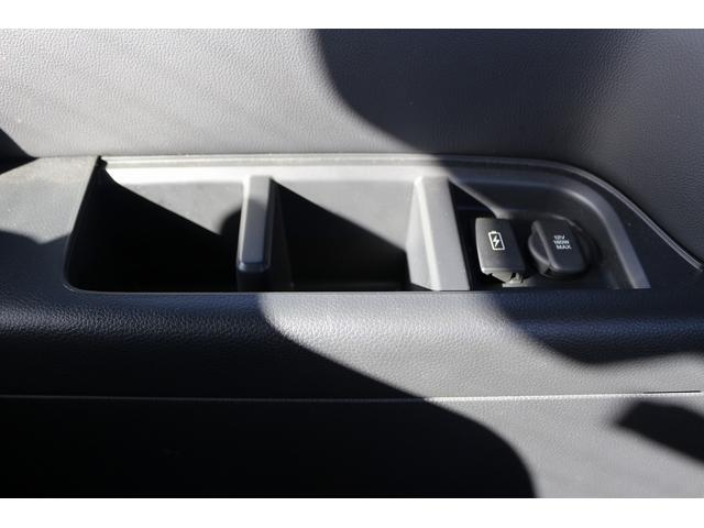 ステップワゴン ｅ：ＨＥＶスパーダ　禁煙車　７人乗り　純正１１．４型ナビ　後席モニター　フルセグＴＶ　バックカメラ　両側電動スライドドア　レーダークルーズコントロール　衝突軽減ブレーキ　ブラインドスポットモニター（78枚目）