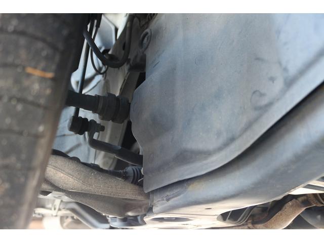 エルグランド ２５０ハイウェイスターＳ　アーバンクロム　禁煙車　サンルーフ　ハーフレザーシート　両側電動　電動Ｒゲート　エマージェンシーブレーキ　ＯＰ１０型ナビ　フルセグ　バックカメラ　ＥＴＣ　レーダークルーズ衝突軽減　オットマン　ＬＥＤヘッドライト（36枚目）