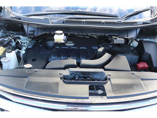 エルグランド ２５０ハイウェイスターＳ　アーバンクロム　禁煙車　サンルーフ　ハーフレザーシート　両側電動　電動Ｒゲート　エマージェンシーブレーキ　ＯＰ１０型ナビ　フルセグ　バックカメラ　ＥＴＣ　レーダークルーズ衝突軽減　オットマン　ＬＥＤヘッドライト（38枚目）