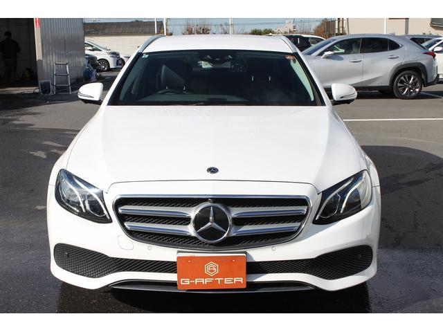 Ｅクラスステーションワゴン Ｅ２２０ｄ　ステーションワゴン　アバンギャルド　ワンオーナー　禁煙車　レーダーセーフティＰＫＧ　ハーフレザーシート　純正ＨＤＤナビ　フルセグ　全周囲カメラ　衝突軽減ブレーキ　レーダークルーズ　メモリ付きパワーシート　全席シートヒーター　ＬＥＤ（4枚目）