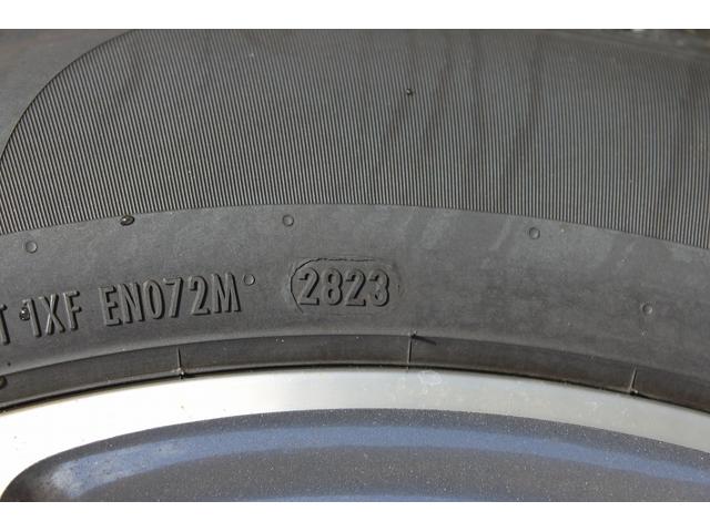 Ｅクラスステーションワゴン Ｅ２２０ｄ　ステーションワゴン　アバンギャルド　ワンオーナー　禁煙車　レーダーセーフティＰＫＧ　ハーフレザーシート　純正ＨＤＤナビ　フルセグ　全周囲カメラ　衝突軽減ブレーキ　レーダークルーズ　メモリ付きパワーシート　全席シートヒーター　ＬＥＤ（17枚目）