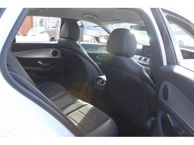 Ｅクラスステーションワゴン Ｅ２２０ｄ　ステーションワゴン　アバンギャルド　ワンオーナー　禁煙車　レーダーセーフティＰＫＧ　ハーフレザーシート　純正ＨＤＤナビ　フルセグ　全周囲カメラ　衝突軽減ブレーキ　レーダークルーズ　メモリ付きパワーシート　全席シートヒーター　ＬＥＤ（25枚目）