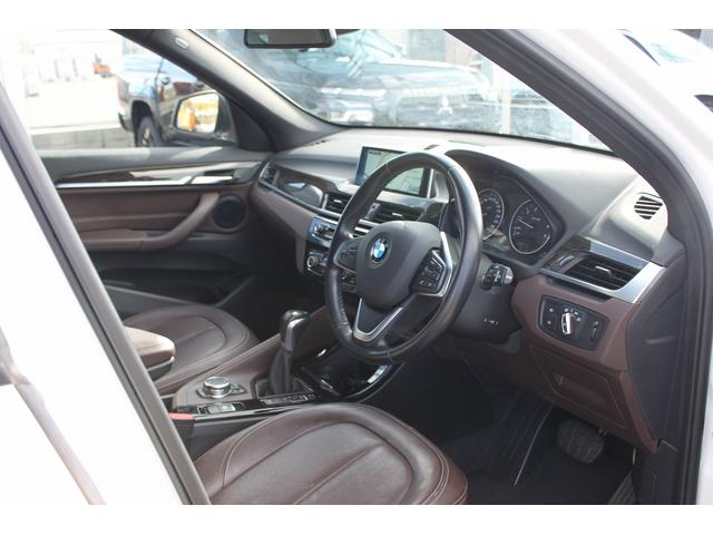 Ｘ１ ｘＤｒｉｖｅ　２０ｉ　ｘライン　禁煙車　コンフォートＰＫＧ　ハイラインＰＫＧ　茶革シート　バックカメラ　パークディスタンスコントロール　シートヒーター　ＯＰ１９ＡＷ　純正ナビ　ＥＴＣ　レーンアシスト　ＥＴＣ　ＬＥＤヘッドライト（32枚目）