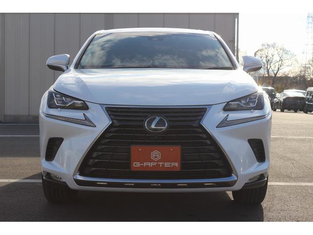 ＮＸ ＮＸ３００　Ｉパッケージ　禁煙車　ＯＰ１８ＡＷ　赤革シート　純正１０．３型ナビ　全周囲カメラ　フルセグ　レーダ－クル－ズコントロール　衝突軽減ブレーキ　三眼ＬＥＤヘッドライト　ステアリングヒーター　アイドリングストップ（9枚目）