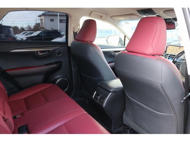 ＮＸ ＮＸ３００　Ｉパッケージ　禁煙車　ＯＰ１８ＡＷ　赤革シート　純正１０．３型ナビ　全周囲カメラ　フルセグ　レーダ－クル－ズコントロール　衝突軽減ブレーキ　三眼ＬＥＤヘッドライト　ステアリングヒーター　アイドリングストップ（43枚目）