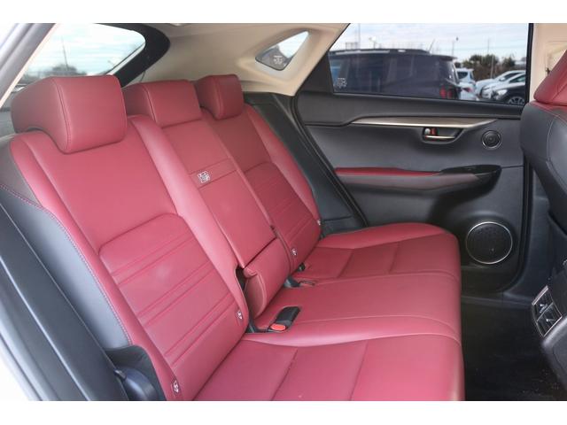 ＮＸ ＮＸ３００　Ｉパッケージ　禁煙車　ＯＰ１８ＡＷ　赤革シート　純正１０．３型ナビ　全周囲カメラ　フルセグ　レーダ－クル－ズコントロール　衝突軽減ブレーキ　三眼ＬＥＤヘッドライト　ステアリングヒーター　アイドリングストップ（44枚目）