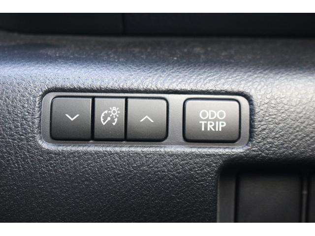 ＲＣ ＲＣ２００ｔ　バージョンＬ　禁煙車　黒革シート　純正１０．２５型ナビ　フルセグ　バックカメラ　レーダークルーズ　衝突軽減　温冷シート　ＬＥＤヘッドライト　ブラインドスポットモニター　Ｂｌｕｅｔｏｏｔｈ接続　ＥＴＣ　オートライト（46枚目）